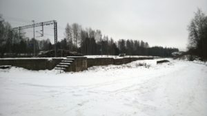 Talvinen kuva Iittalan asemalaiturista ennen katoksen rankentamista.